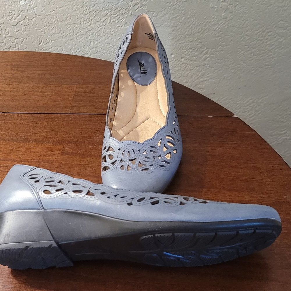 wedge shoe